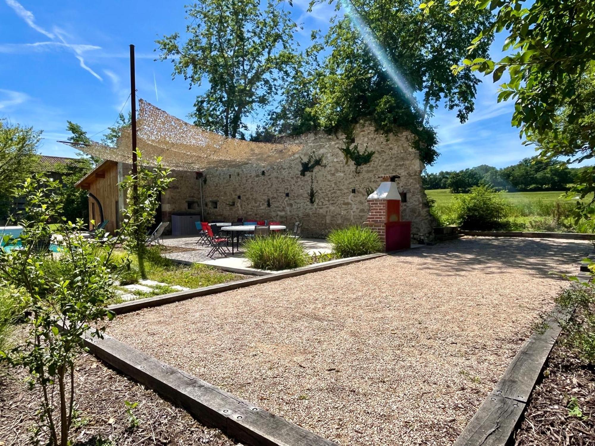 Gite Campagne Famille 15 Pers Piscine Chauffee Jeux Enfants Petanque Saint-Sauvy Bagian luar foto