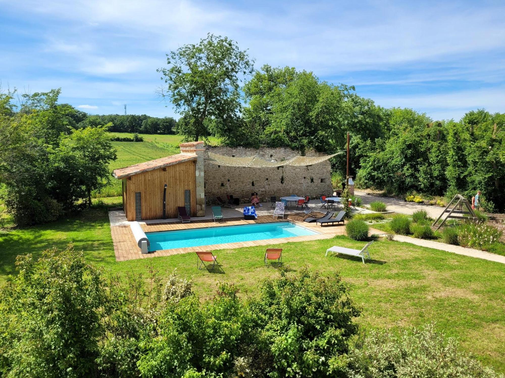 Gite Campagne Famille 15 Pers Piscine Chauffee Jeux Enfants Petanque Saint-Sauvy Bagian luar foto