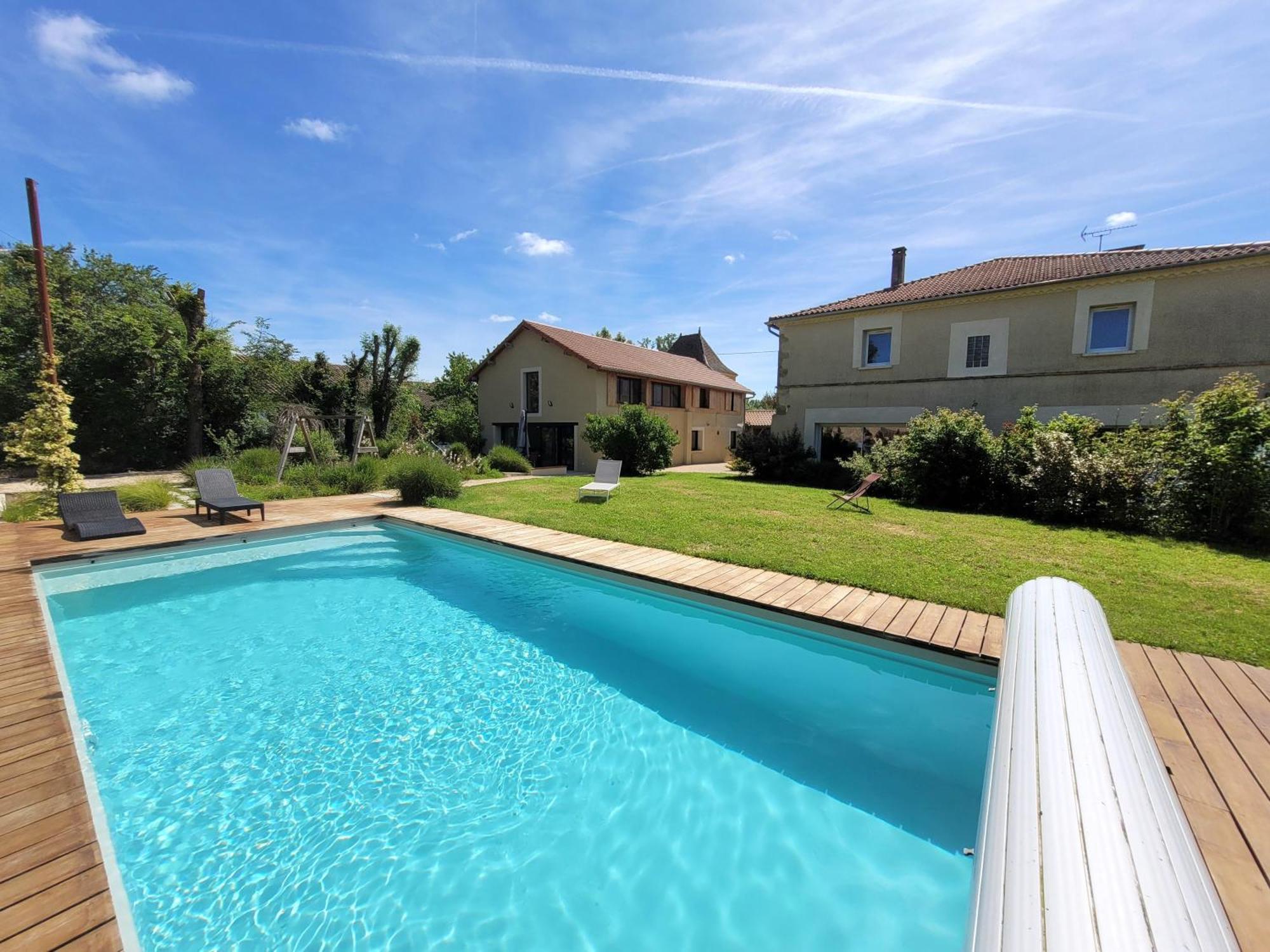 Gite Campagne Famille 15 Pers Piscine Chauffee Jeux Enfants Petanque Saint-Sauvy Bagian luar foto